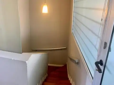 Casa 4 ambientes en Berazategui Oeste