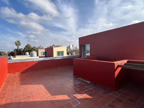 Depto Tipo Casa en Venta al Noroeste