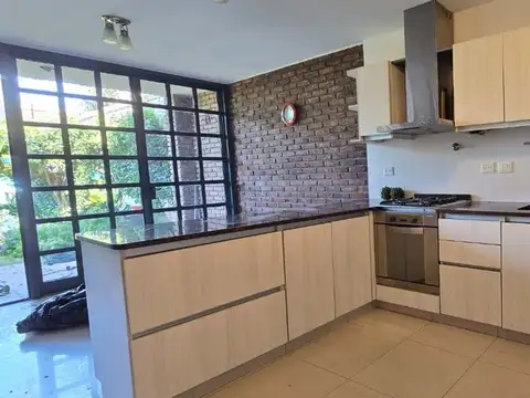 Venta casa zona oeste Ramos Majia Facilidades