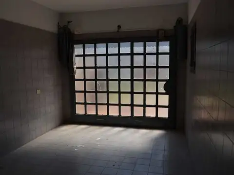 Casa en Venta en El Palomar, USD 220.000