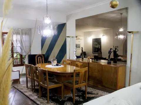 Casa en Venta en Parque Avellaneda, USD 240.000