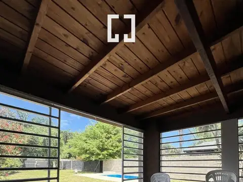 Casa 3 ambientes con 2 baños