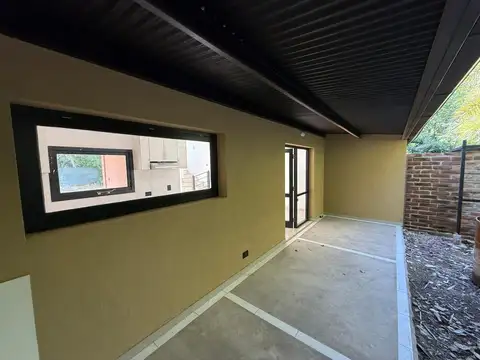 Departamento en Alquiler con 1 cocheras