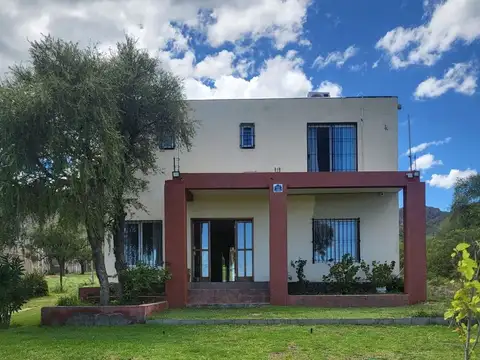 Autopista 25 de Mayo 100