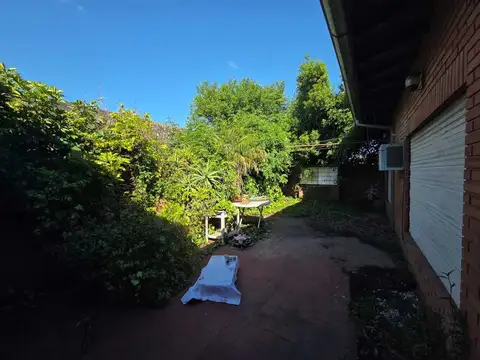 Casa en Venta en Barrio Hipico, USD 420.000