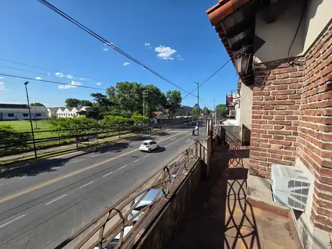 Casa Chalet  en Venta en Boulogne, San Isidro, G.B.A. Zona Norte