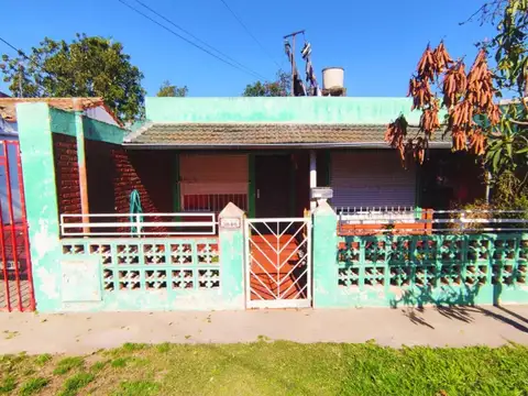 VENTA CASA 7 AMBIENTES PABLO NOGUES MULTIFAMILIAR