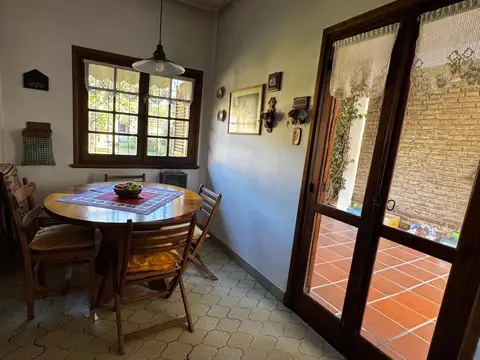 Casa en venta en Ituzaingó Norte 5 ambientes