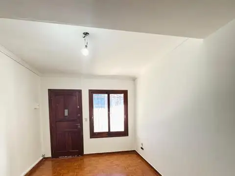 Depto Tipo Casa en Venta de 5 ambientes