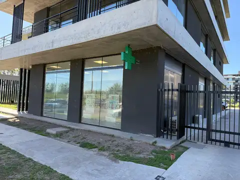 Local en Alquiler en Fisherton, $ 700.000