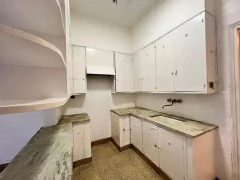 Venta Lote 10x30 PB 6 con Casa Uso Comercial Rosario Entre Rios 1733 y Avenida Pellegrini