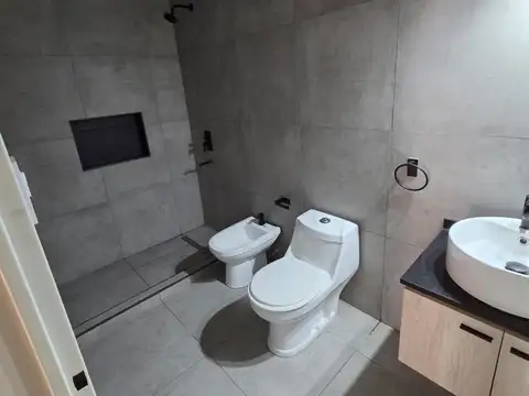 Casa en Alquiler en Plottier, $ 2.500.000