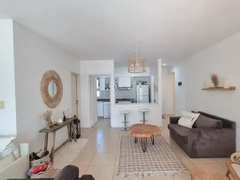 Departamento en Venta o Alquiler Temporal con muebles 3 ambientes con vista al agua, Portezuelo