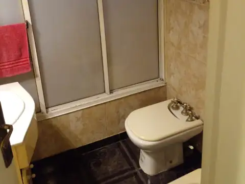 Departamento 4 ambientes con 2 baños