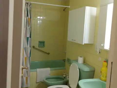 Departamento 4 ambientes con 2 baños