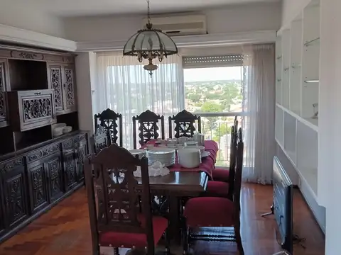 José Ingenieros 100, Piso 12