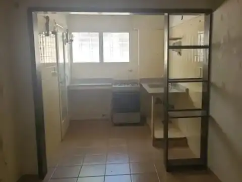 Casa 6 ambientes con 3 baños