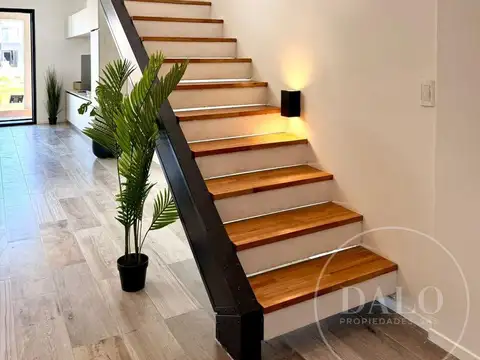 Casa en Alquiler en Villanueva, USD 2.700