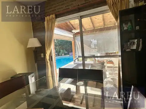 Casa 5 ambientes con 3 baños