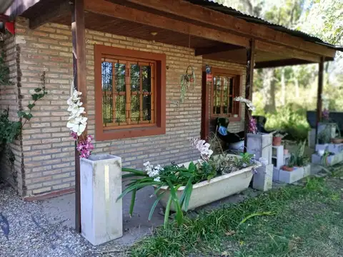 VENTA / CASA / GALPONES Y PARQUE EN AMB NATURAL
