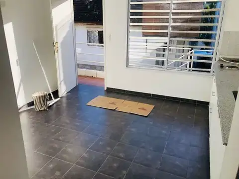 Av. Arturo Illia 12100, Piso PA