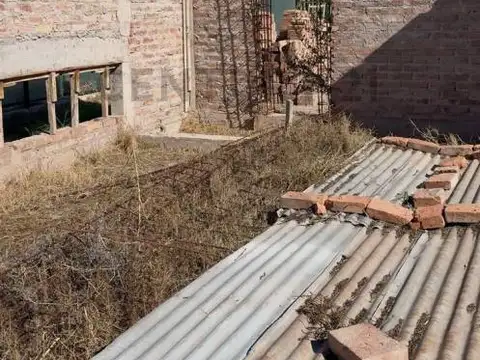 VENTA CASA EN CONSTRUCCION EN BARRIO OLIVOS DE FURLOTTI - MAIPU