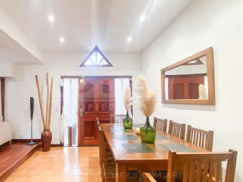 Casa 5 ambientes con 2 baños