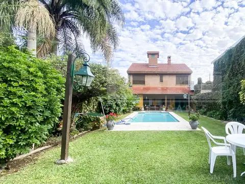 Misiones  al 2200, entre gral. guido y lonardi
