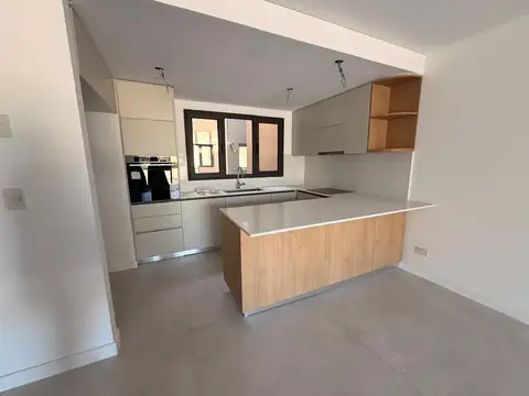 Departamento en Venta en Acassuso, USD 560.000