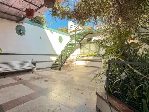 Venta Chalet 4 Ambientes c/Quincho Patio y Garage