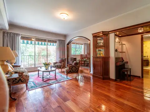Venta 2 deptos 3 y 2 amb Pza Misericordia, Flores