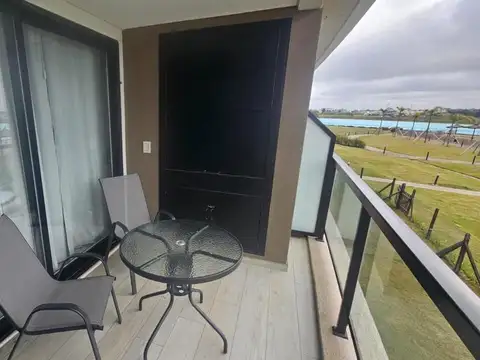 Departamento 2 ambientes con 2 baños