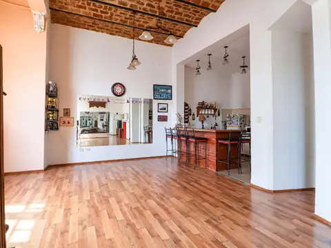 Depto Tipo Casa en Venta de 4 ambientes