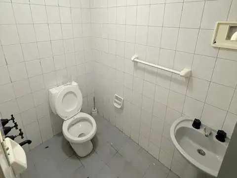 Galpon en Alquiler en Pompeya, $ 2.300.000