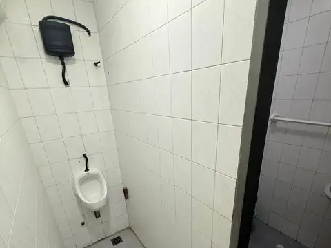 Galpon en Alquiler 38  mts Fondo