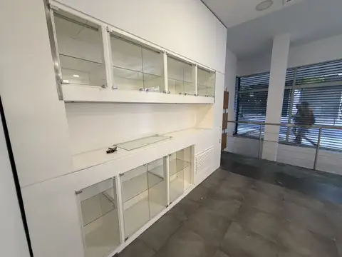 Local en Alquiler en Centro, $ 2.750.000