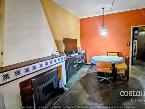 Casa en Venta con 1 cochera