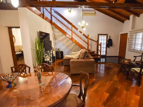 Casa en Venta en General Jose De San Martin, USD 250.000