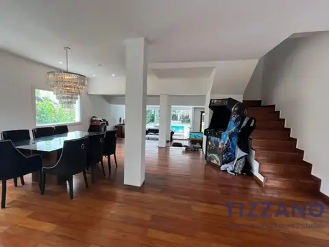 Casa en Venta en Village Del Parque, USD 350.000