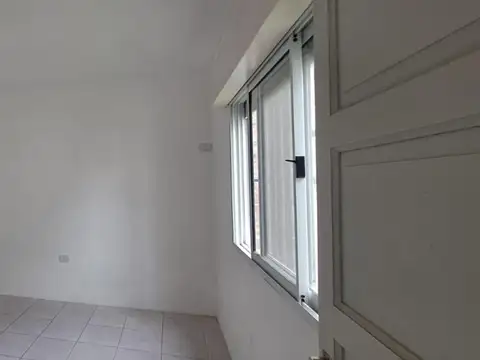 Casa en Alquiler en Alberdi, $ 660.000