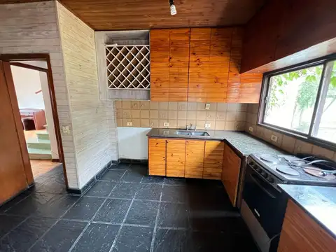 VENTA CASA 5/6 AMB CON JARDÍN COGHLAN
