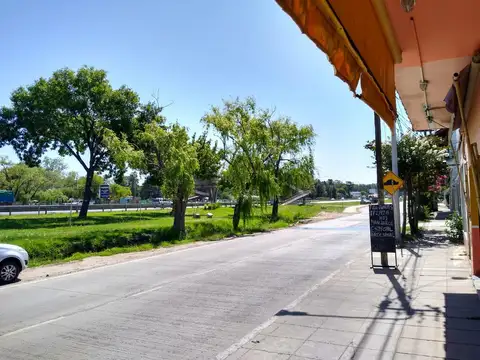 Colectora Este al 1700