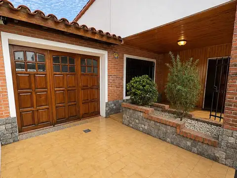 Los Olivos 1200