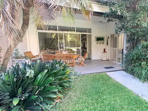 Casa en Venta al Este