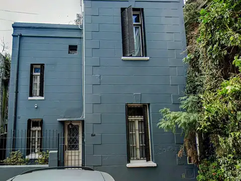 Casa ex Municipal en Parque Chacabuco