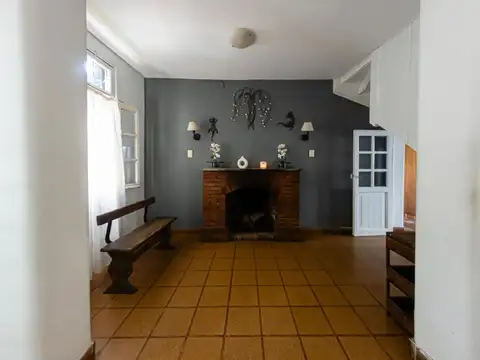 Casa en Venta en Parque Chacabuco, USD 270.000