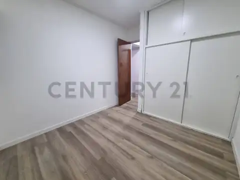 Departamento en Venta en Abasto, USD 45.000