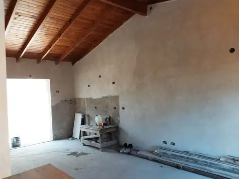 Venta monoambiente  divisible con patio 7 m2