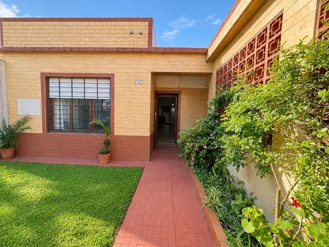 Casa en Venta al Este