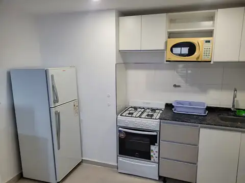 Departamento en Alquiler en General Paz, $ 650.000